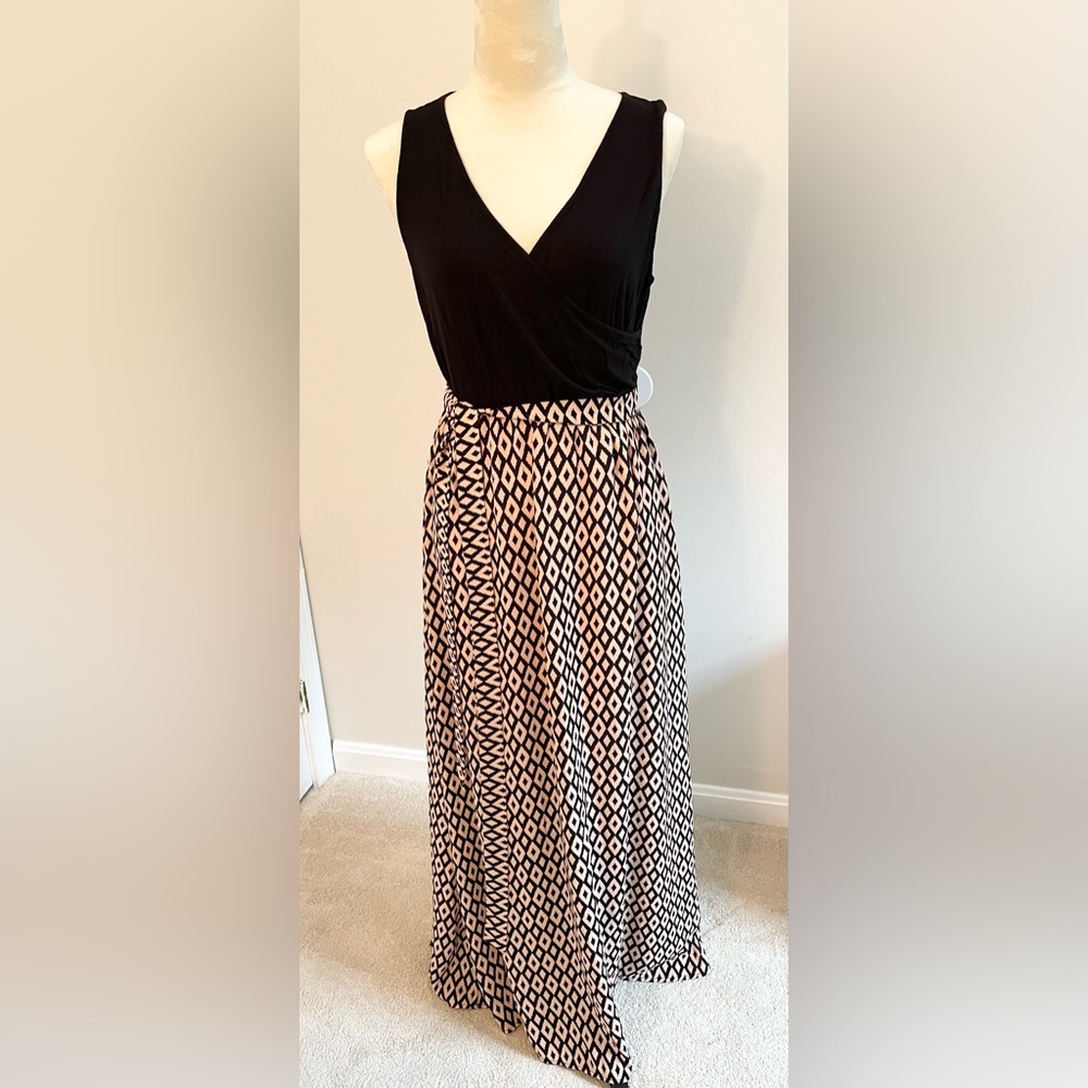 Black and Pale Pink Maxi Dress Size 2X